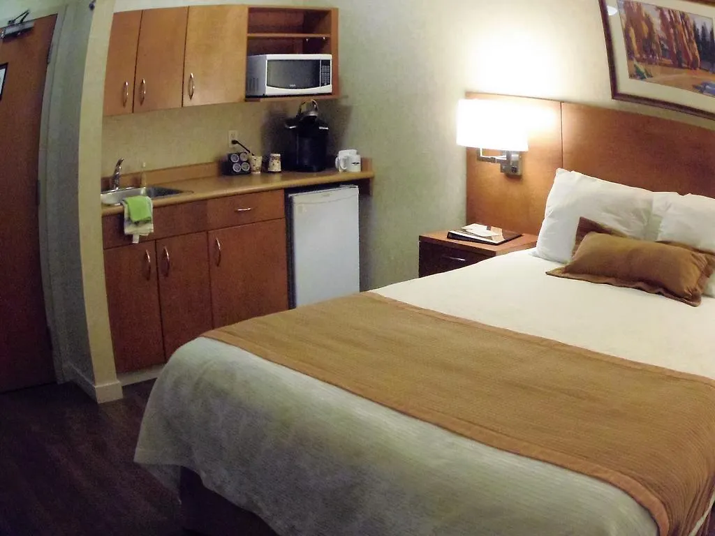 Rosslyn Inn & Suites Edmonton Canada