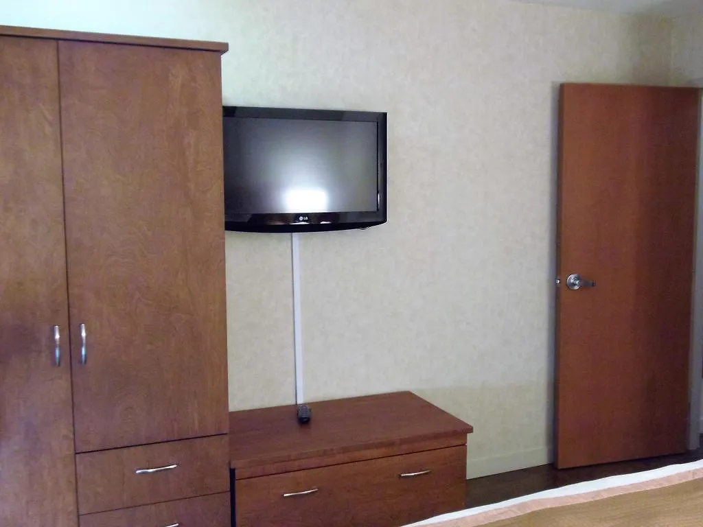 Rosslyn Inn & Suites Edmonton 3*,  Canada