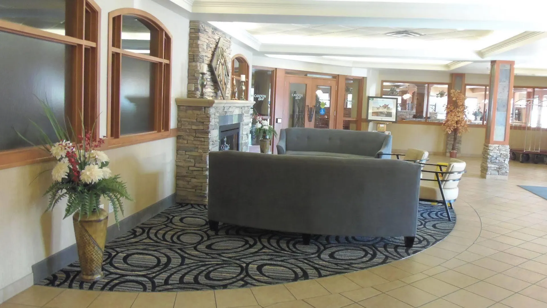 Rosslyn Inn & Suites Edmonton Hotel