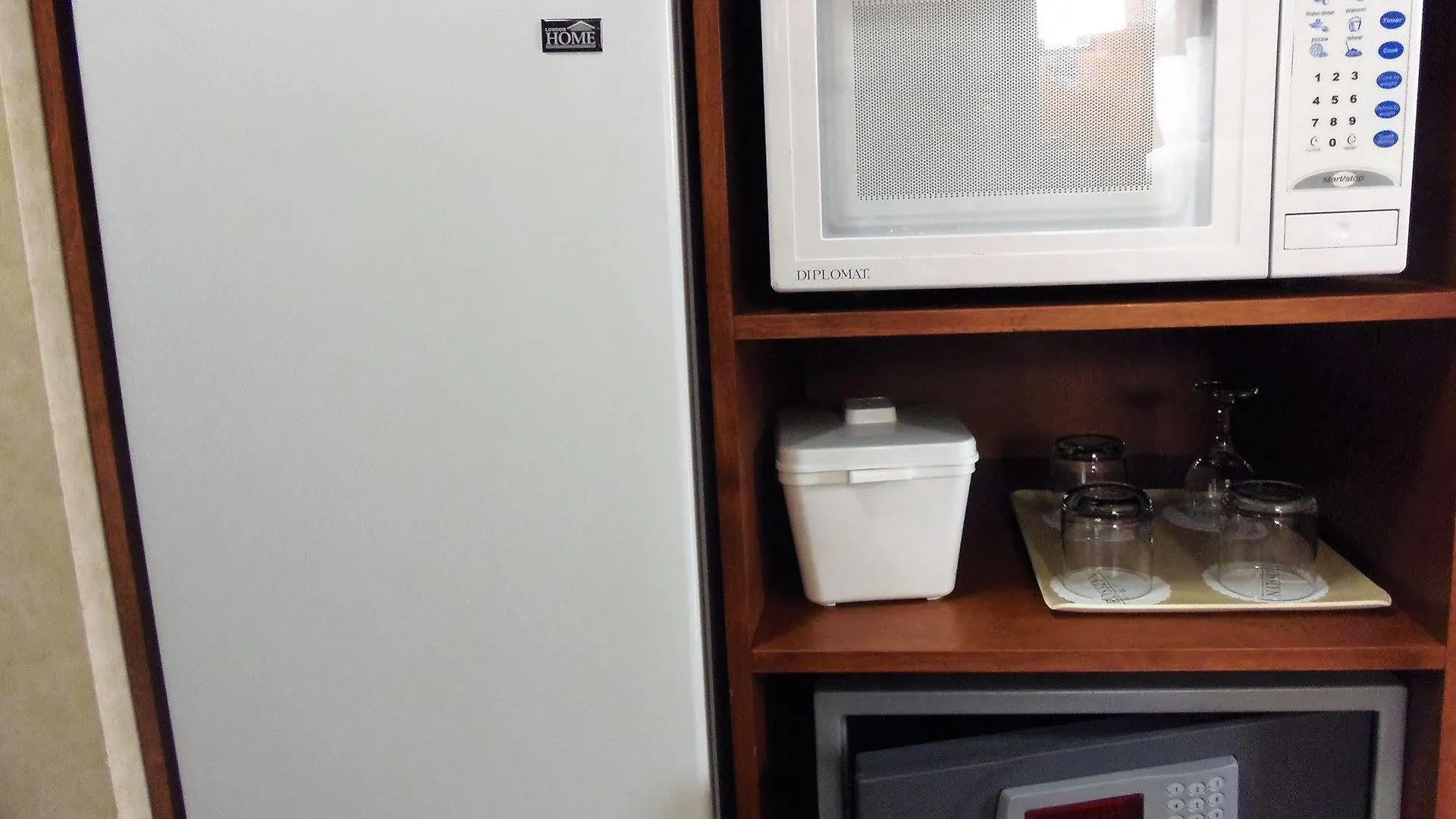 *** Hotel Rosslyn Inn & Suites Edmonton Canada